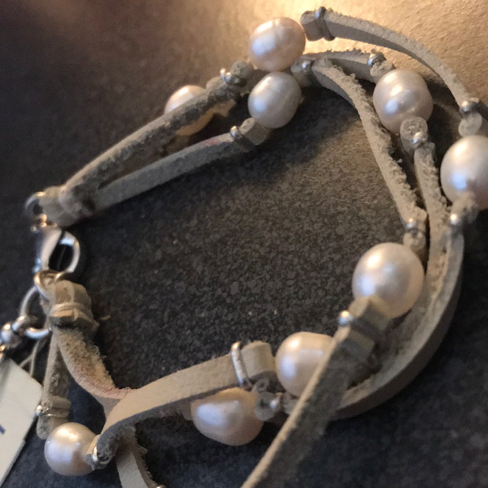 NEW multi strand leather and bead bracelet - Picture 2 of 8